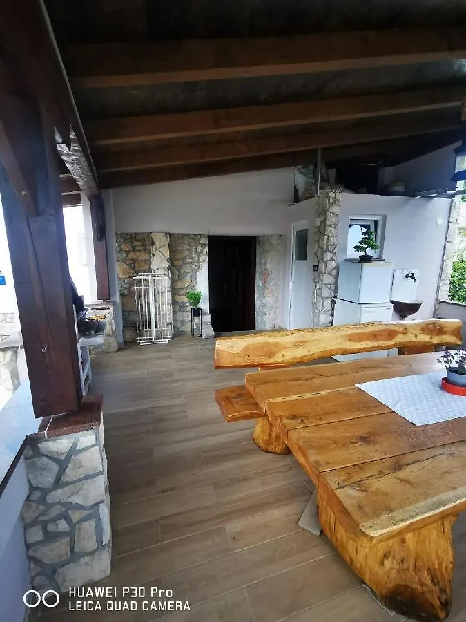 Guest House 